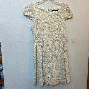 Kensie lace cap sleeve mini dress